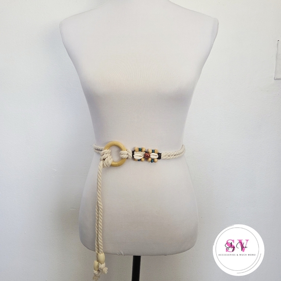 Accessories - Cream rope belt with shell Decor